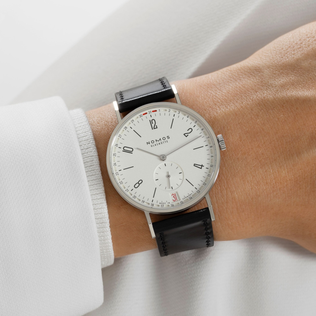 NOMOS Glashütte Tangente 2Date Produktbild main 4