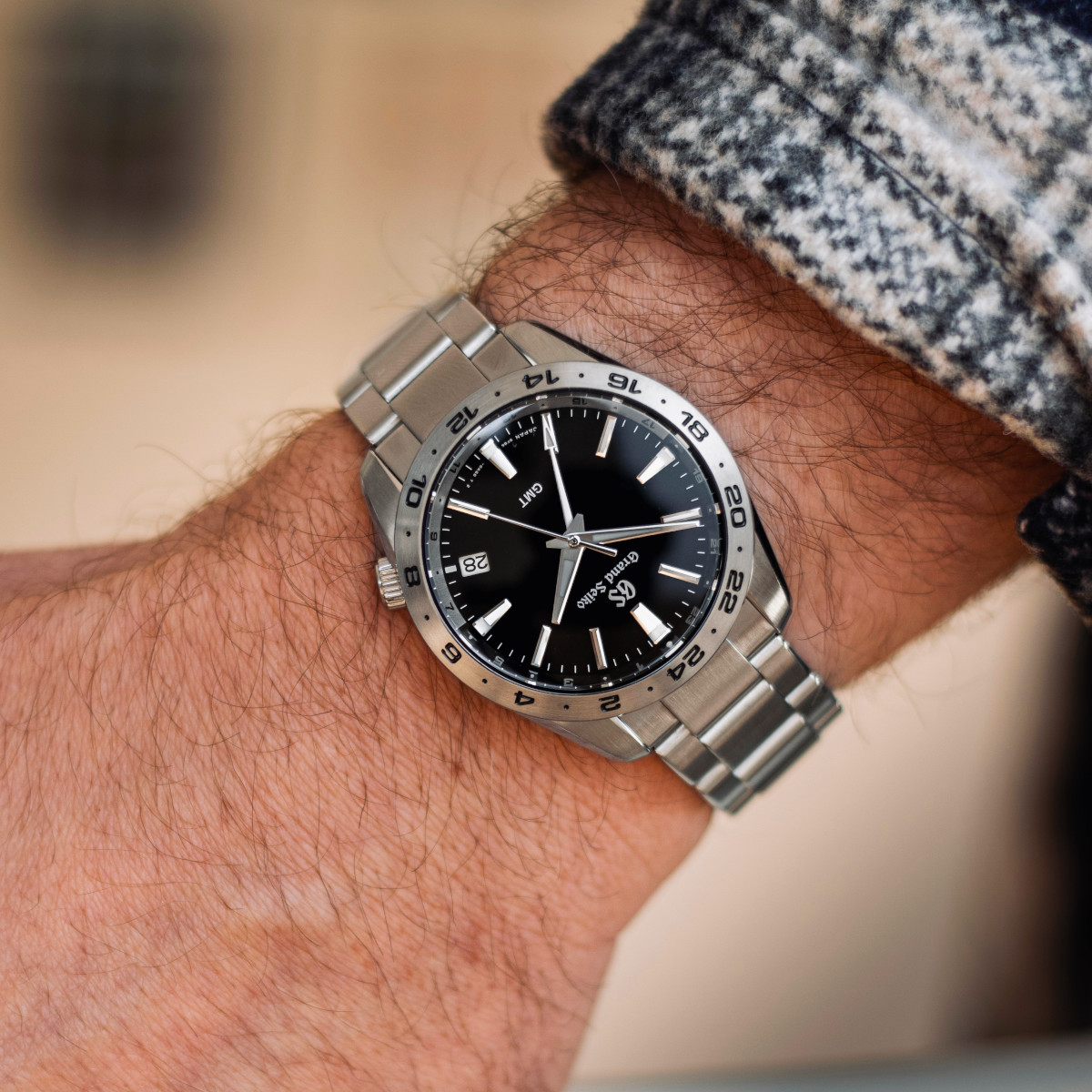 Grand Seiko Sport Quartz GMT Produktbild main 2